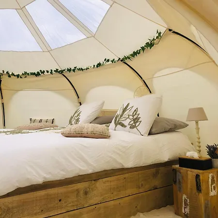 Luxe Glamping Moonlight בראקל